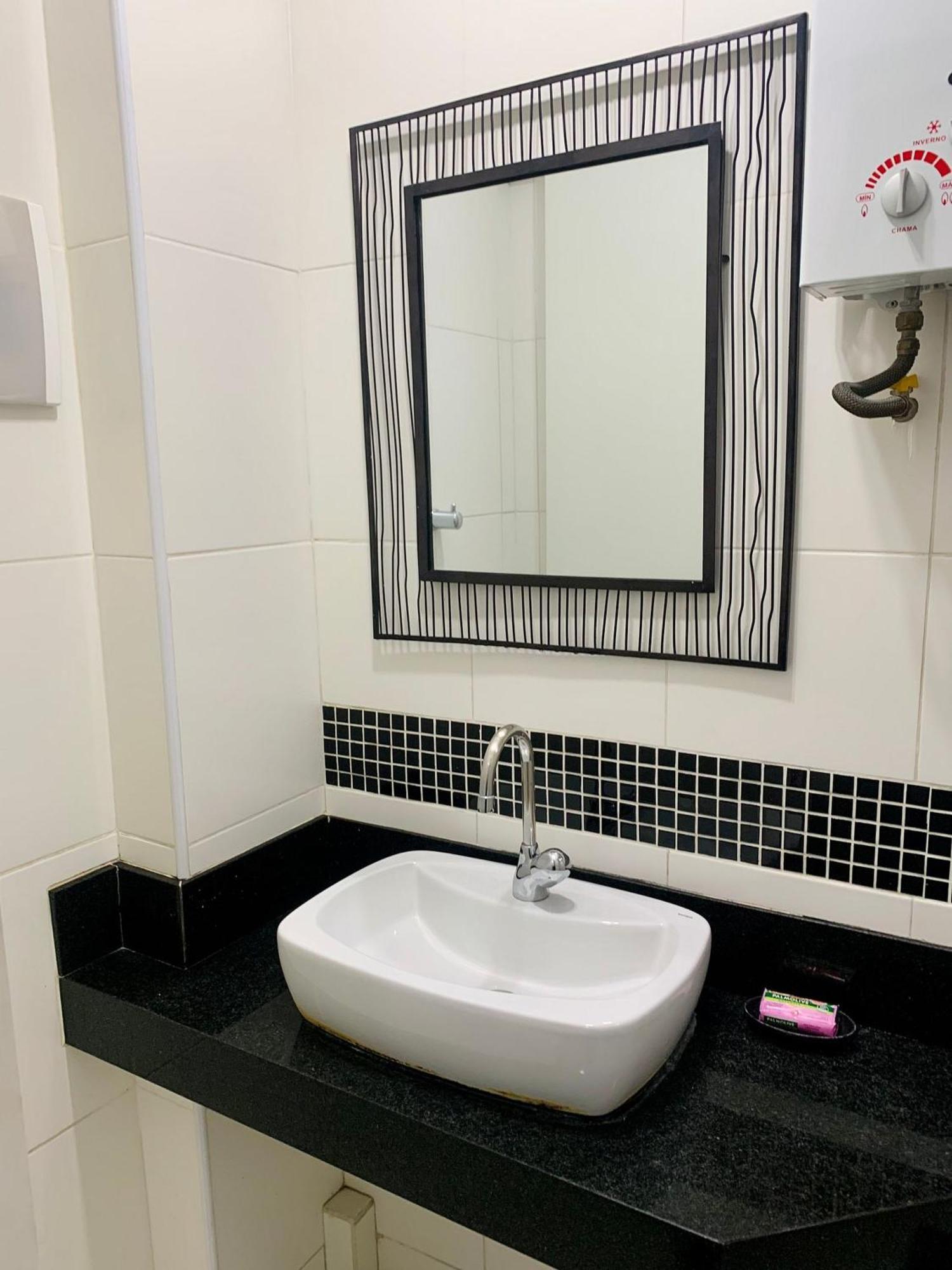 Copacabana - Lindo Apartamento Na Quadra Da Praia Рио де Жанейро Екстериор снимка